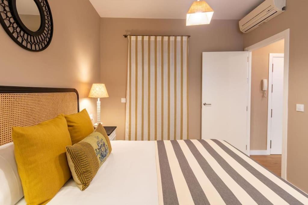 Plaza Nueva Deluxe Suite By Valcambre Sevilla Buitenkant foto